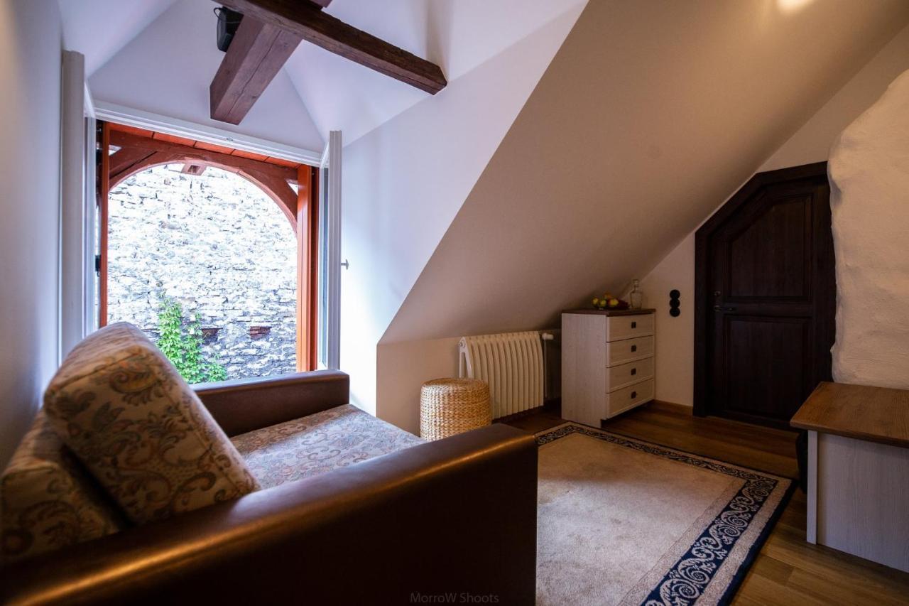 Medieval Home Reval Esterno foto